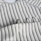 BABERO SIN MANGAS BOTTON STRIPS